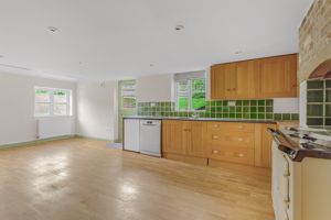 Photo 26- click for photo gallery